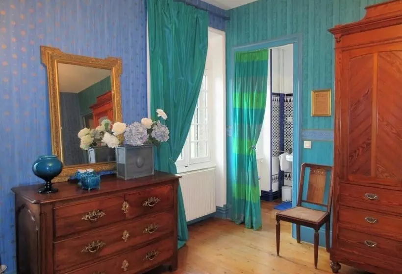 پانسیون Le Manoir Sur La Roche