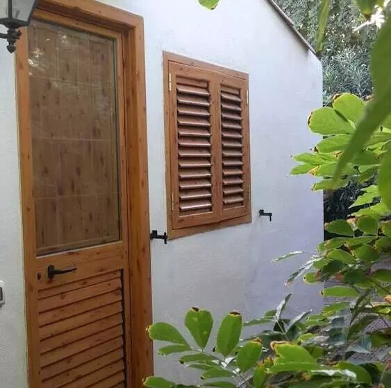 Villa Il Glicine Bed & Breakfast