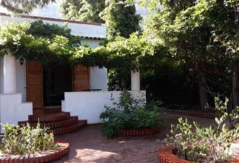 Villa Il Glicine Bed & Breakfast