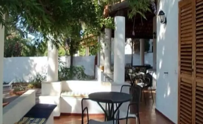 Villa Il Glicine Bed & Breakfast