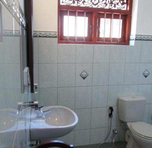 مبيت وإفطار Surf Villa