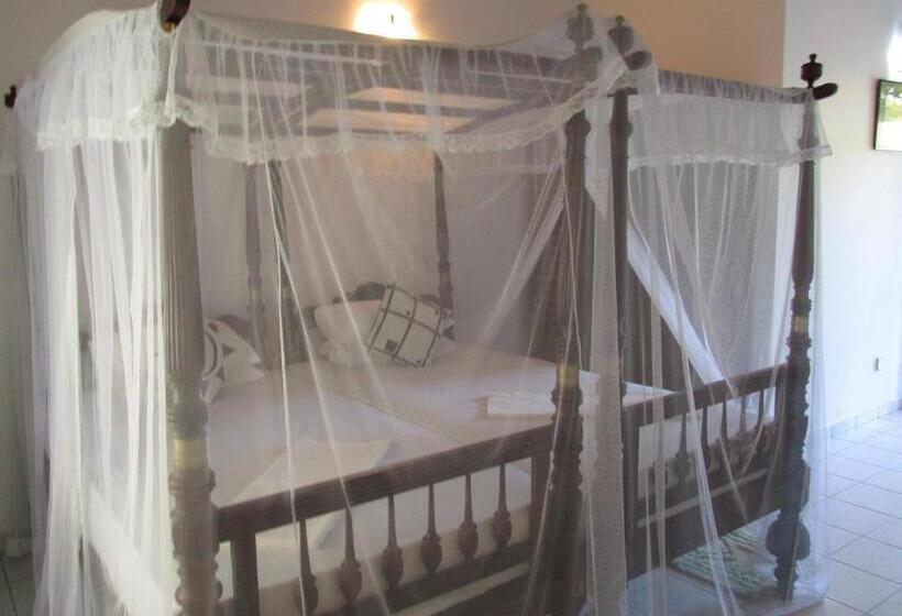 مبيت وإفطار Surf Villa