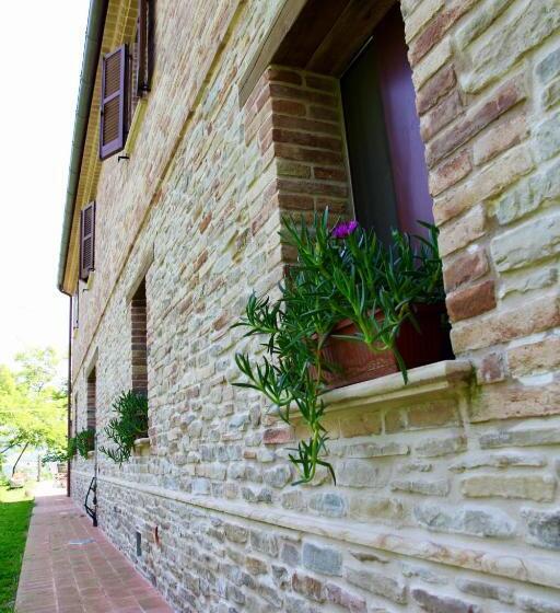 Otel Agriturismo Biologico Villa Rosa