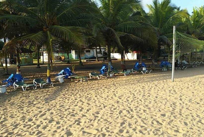 酒店 Alberta's Palace Beach Resort