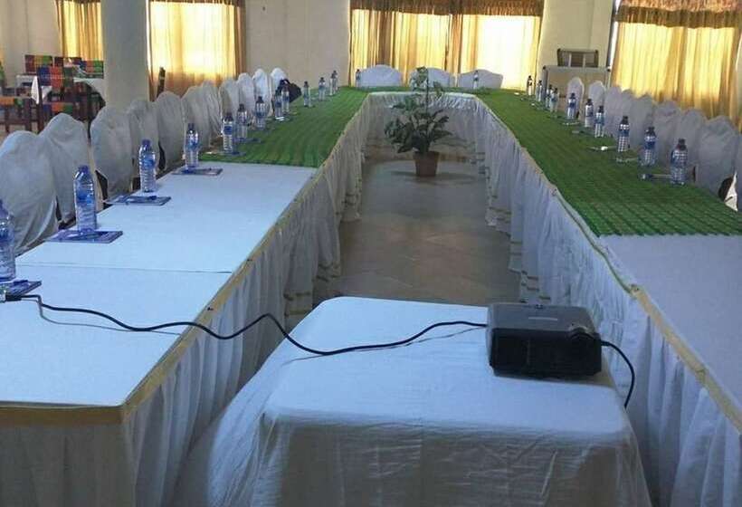 酒店 Alberta's Palace Beach Resort