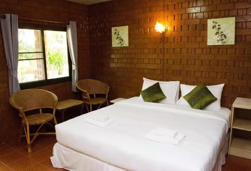 Hotelli Ban Krut Resort