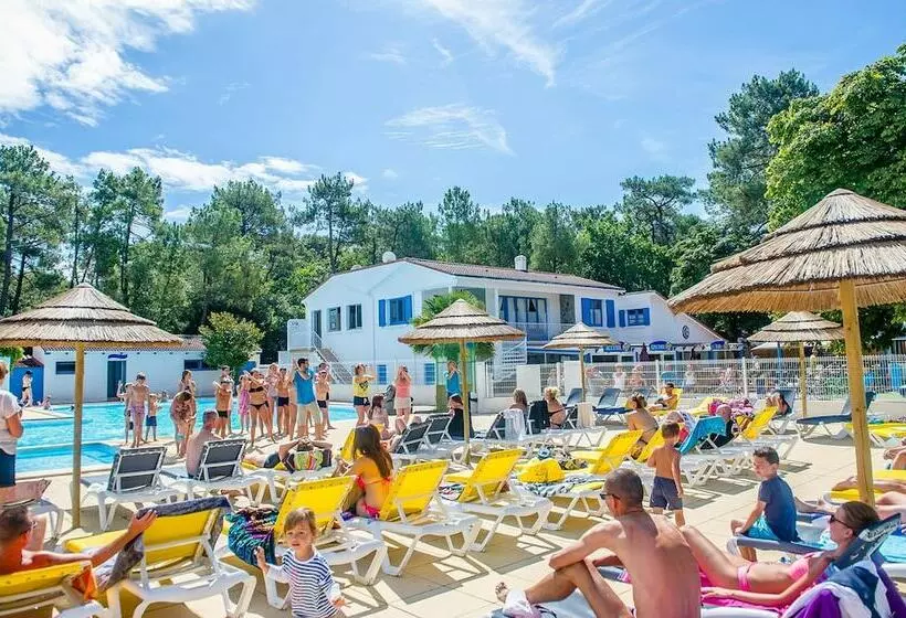 ホテル Domaine Résidentiel De Plein Air Odalys Les Dunes