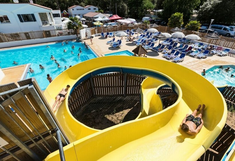 Отель Domaine Résidentiel De Plein Air Odalys Les Dunes