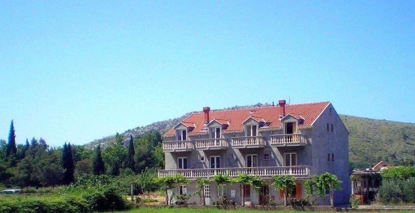 펜션 Francesca Guesthouse