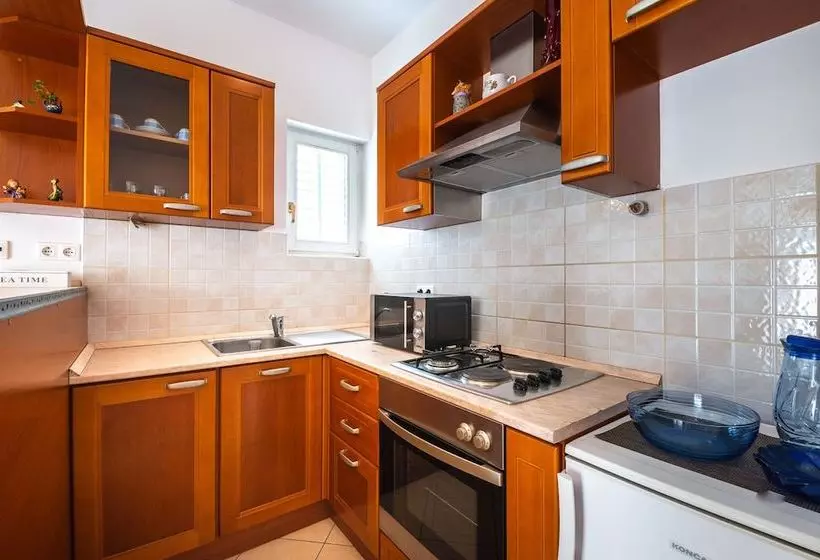 Majatalo Francesca Guesthouse