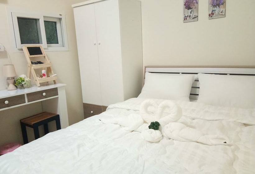 膳宿费 Home Room House  Adults Only