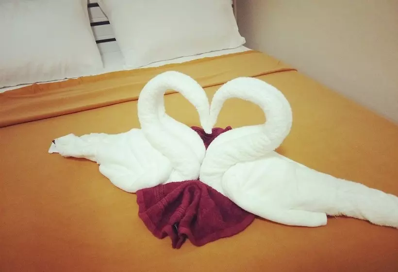 پانسیون Home Room House  Adults Only