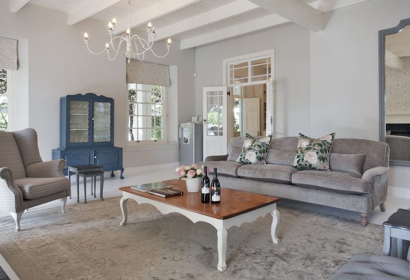 فندق Dunstone Manor