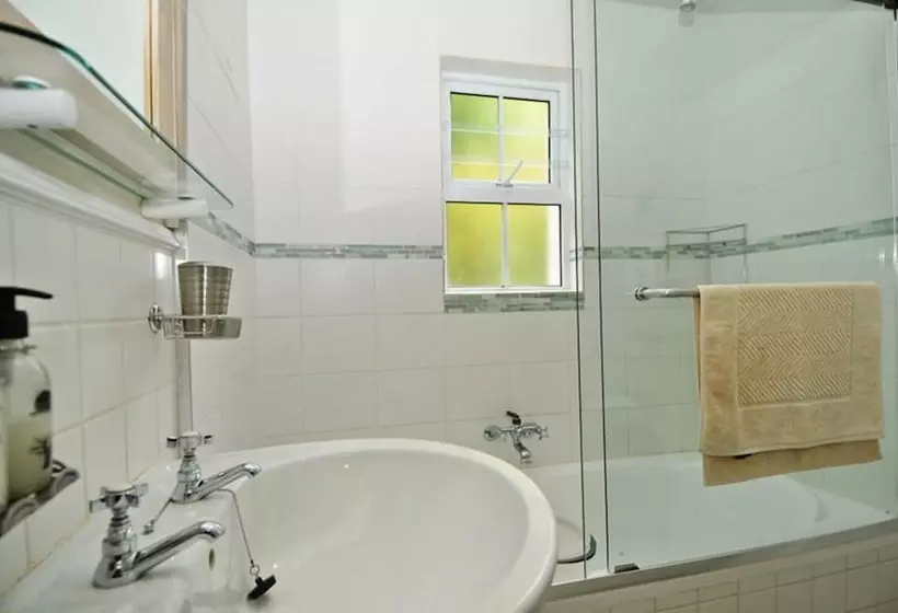 هتل Guadeloupe Self Catering