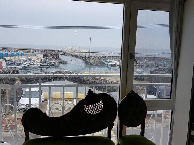 בית מלון כפרי Hani Haus