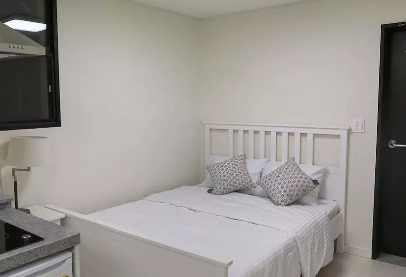 Hotelli Plumeria Pension