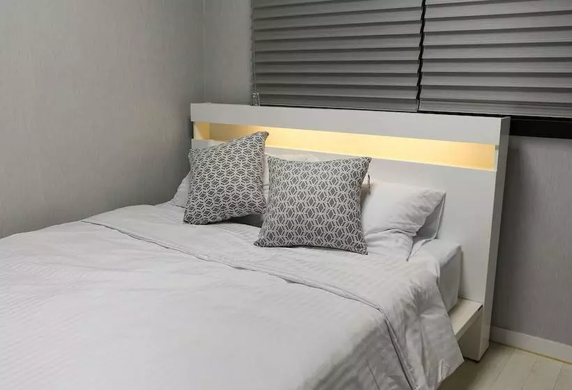 Hotelli Plumeria Pension