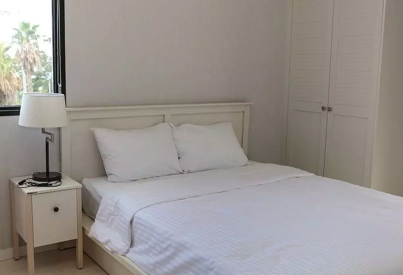 Hotelli Plumeria Pension