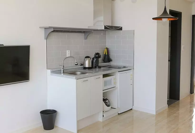 Hotelli Plumeria Pension