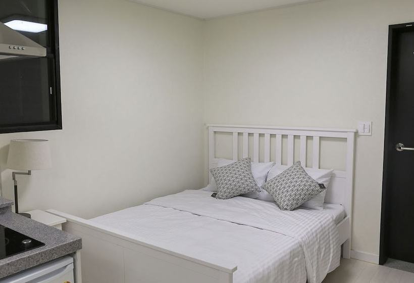 ホテル Plumeria Pension