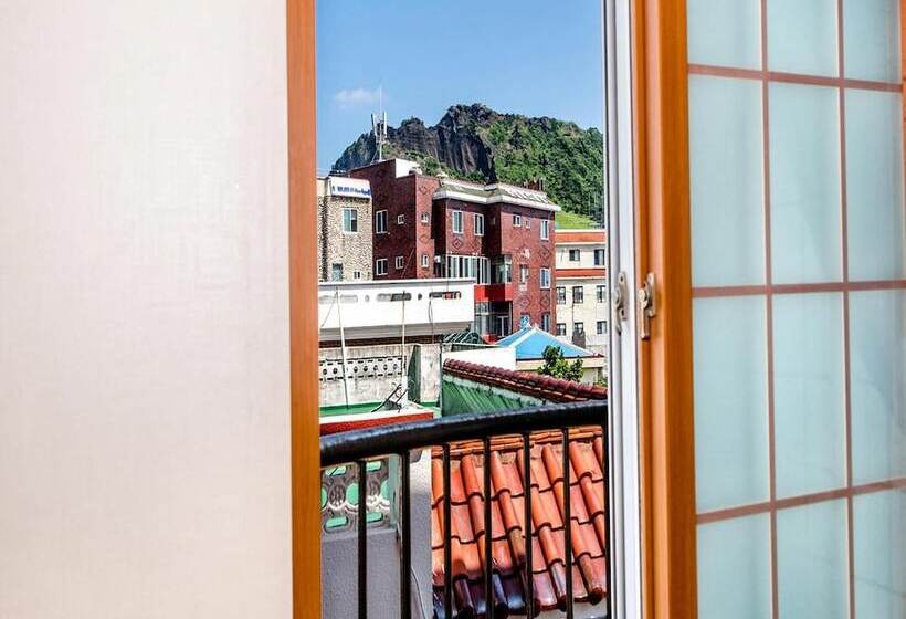 فندق Sea Dragon Pension