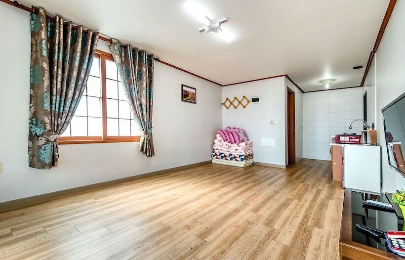 فندق Sea Dragon Pension