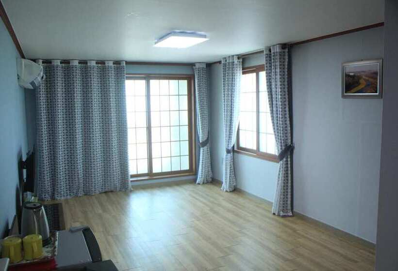 فندق Sea Dragon Pension