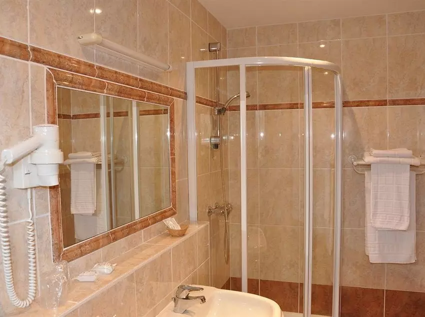 Bovendael Sports & Business Hotel