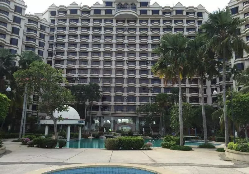 Hôtel Everly Serviced Apartment