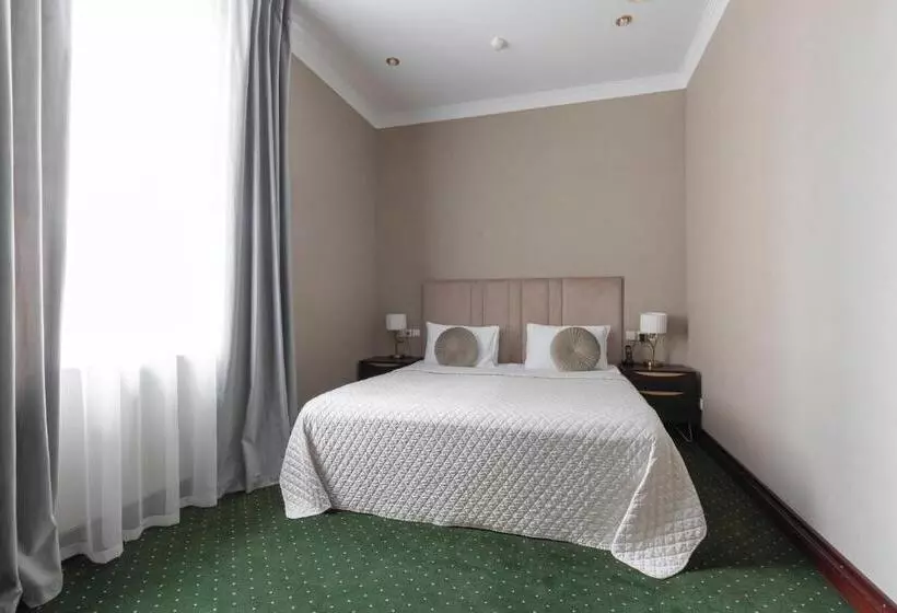 هتل Arcadia Plaza