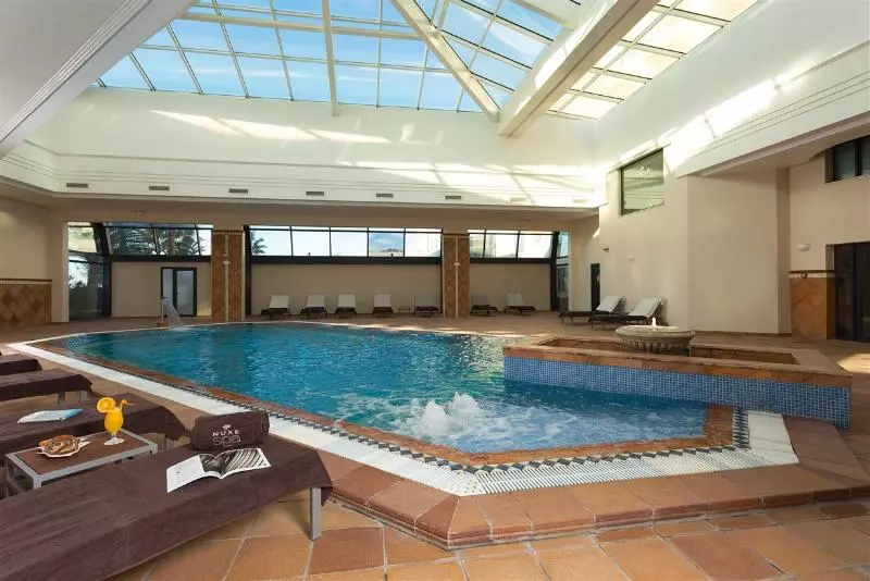 هتل Barcelo Concorde Les Berges Du Lac