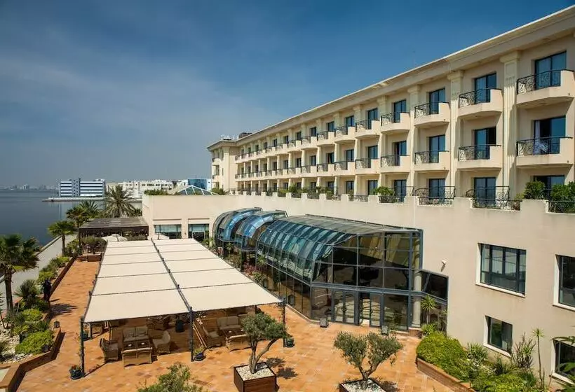 هتل Barcelo Concorde Les Berges Du Lac