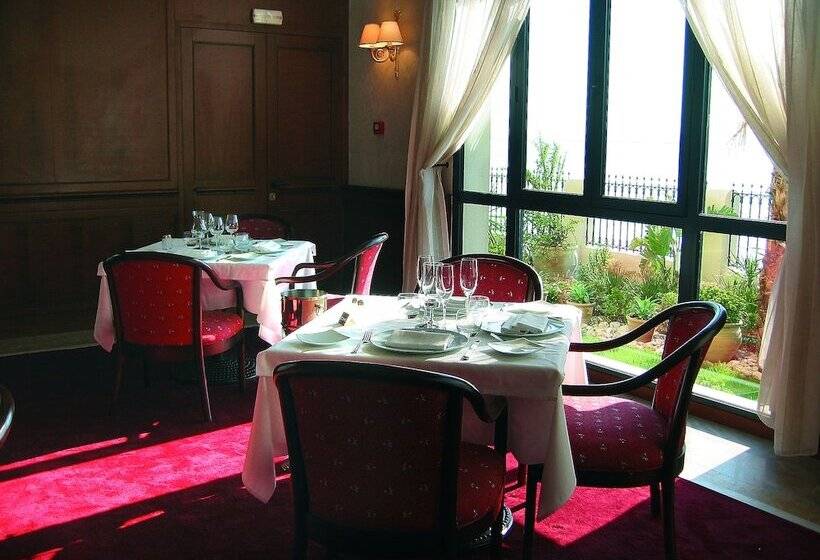 Szálloda Barcelo Concorde Les Berges Du Lac