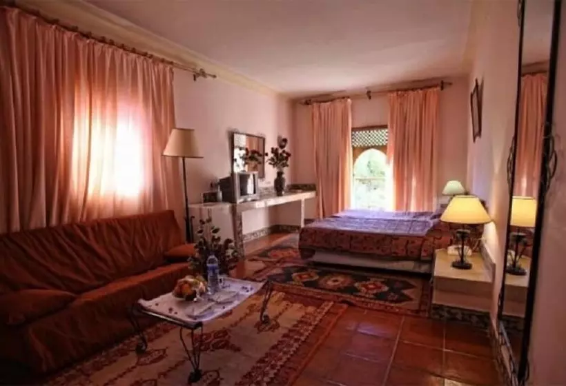 Отель Club Hanane