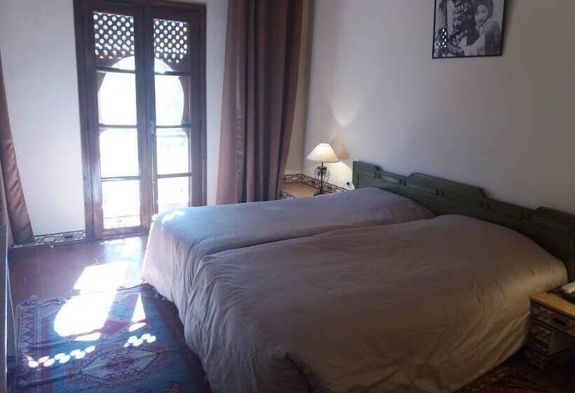 בית מלון כפרי Club Hanane