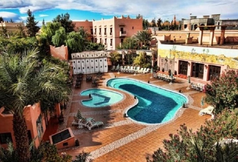 בית מלון כפרי Club Hanane