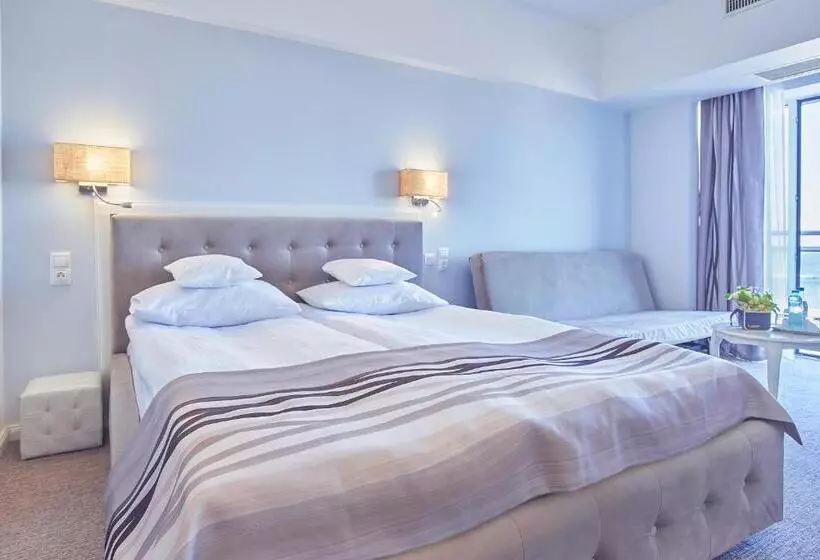 ホテル Continental Forum Constanta