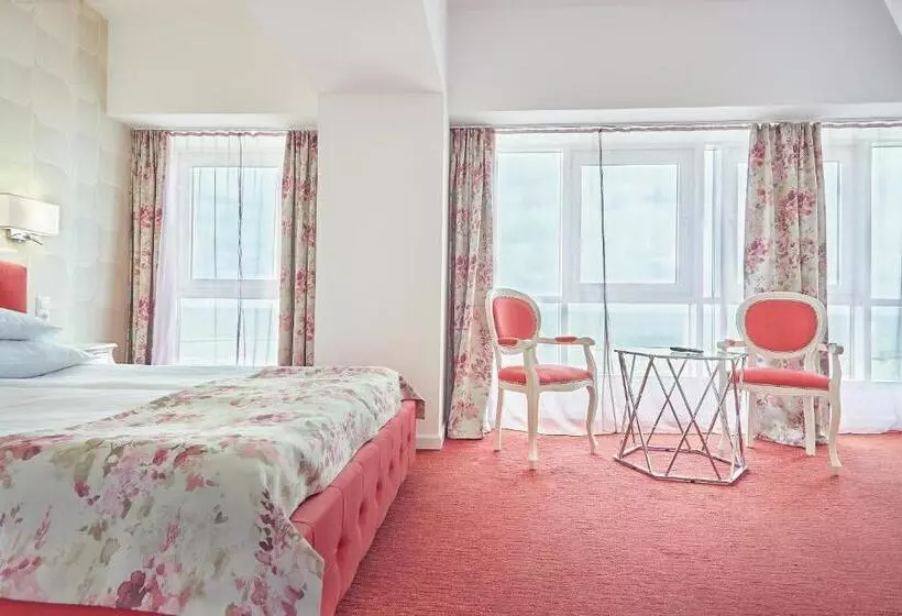 ホテル Continental Forum Constanta