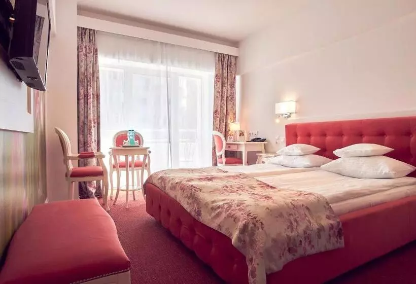 ホテル Continental Forum Constanta