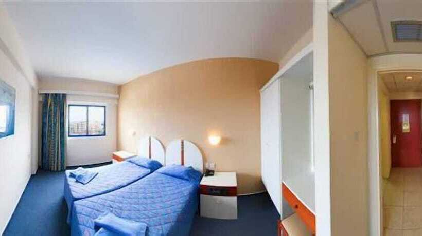 هتل Crown Resorts Elamaris