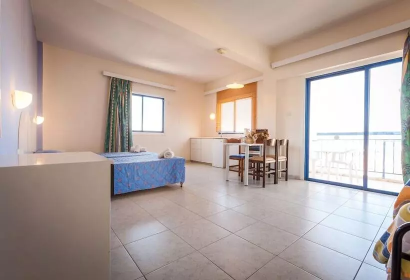 酒店 Crown Resorts Elamaris