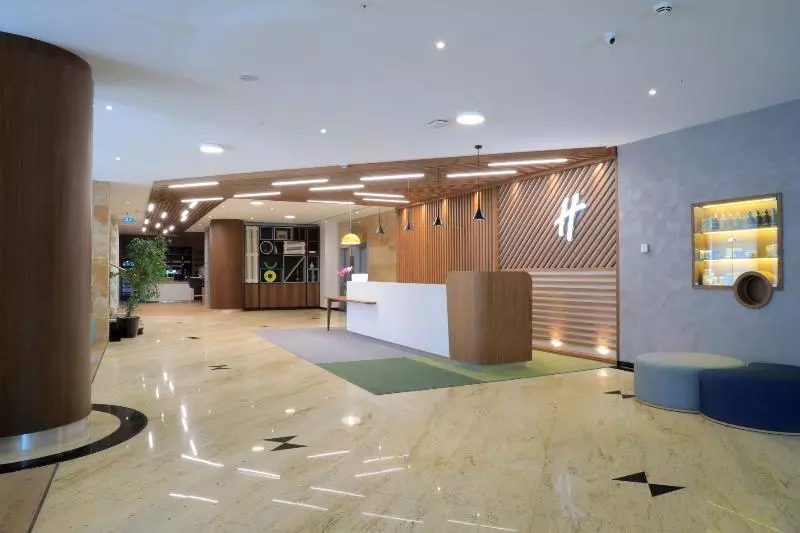 هتل Holiday Inn Skopje, An Ihg
