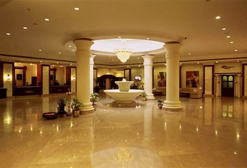 Katriya Hotel And Tower