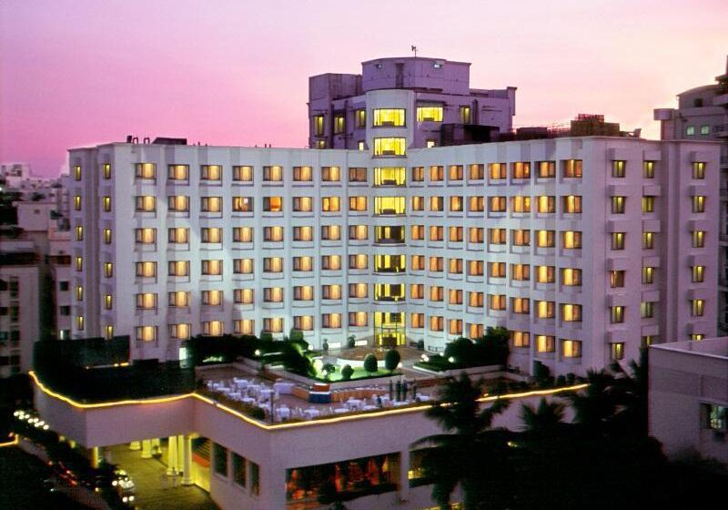 Katriya Hotel And Tower