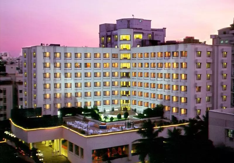 Katriya Hotel And Tower