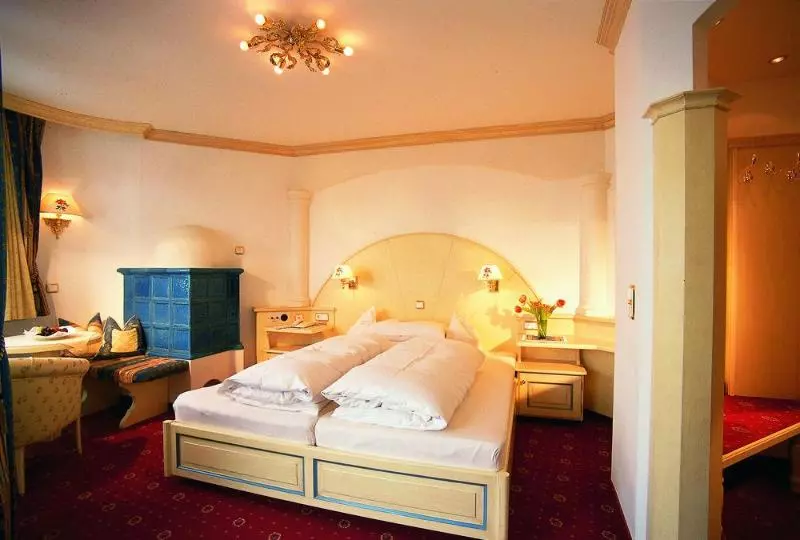 ホテル Neuhintertux