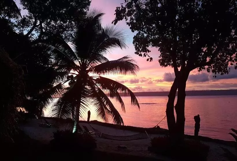 هتل Paradise Cove Resort