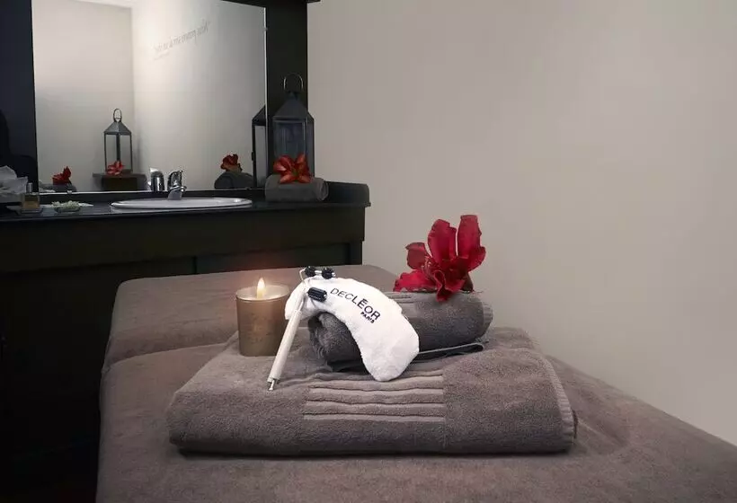 Отель Parc Beaumont & Spa Pau Mgallery