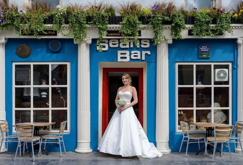 Radisson Blu Hotel, Athlone