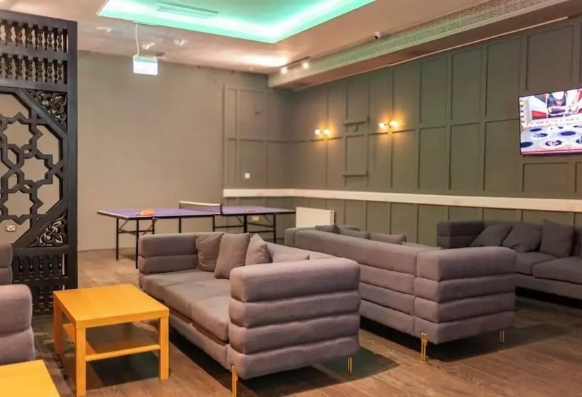 Hotelli The Dawson Hostel